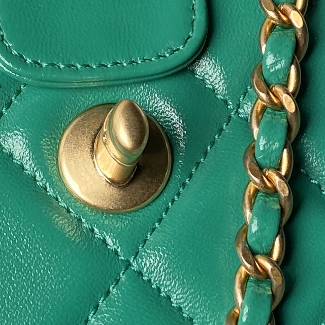 Ch**el satchel bags
